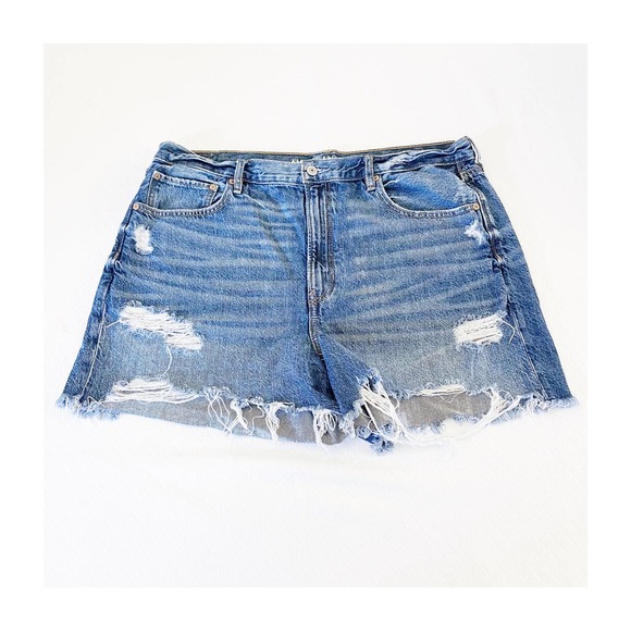 American Eagle Outfitters Pants - American Eagle 90s Boyfriend Short Denim Jeans SZ18